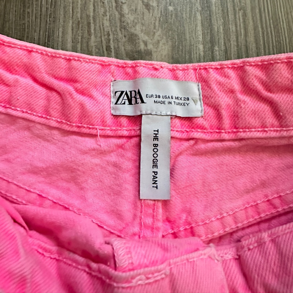 Super cute pink Zara Jeans